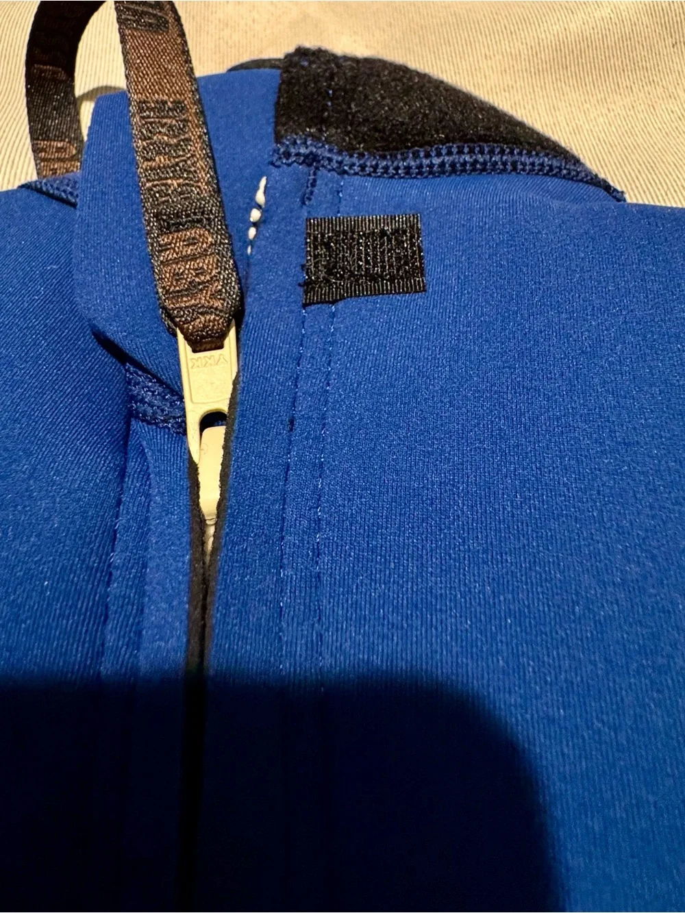 ABYSSE Shorty Wetsuit MINI- Royal Blue - kid - brand new. Size 8